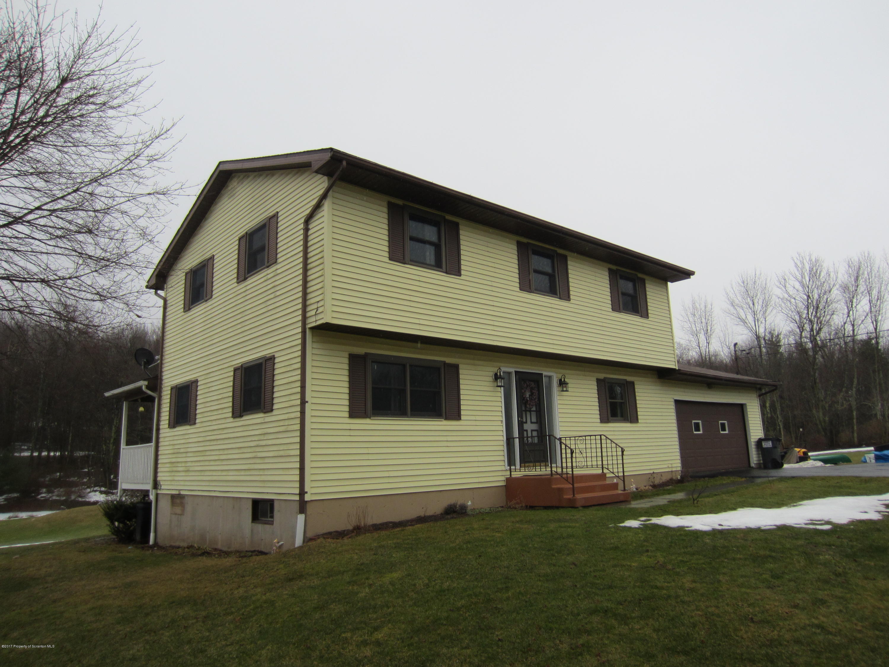 426 Marshbrook Road Dalton, PA 18414 - Photo 1 of 26 Gallery Image 1