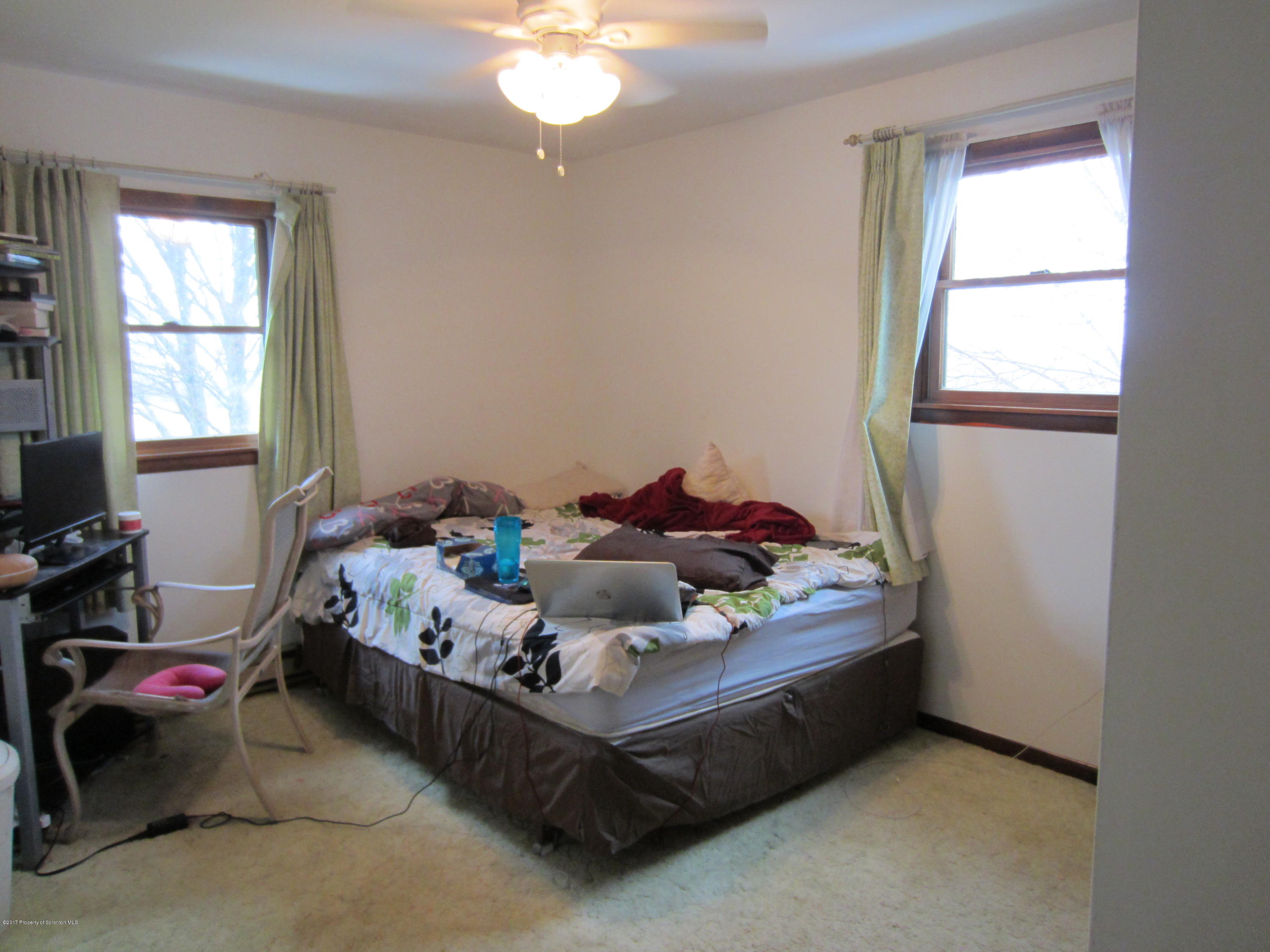 426 Marshbrook Road Dalton, PA 18414 - Photo 13 of 26 Gallery Image 13