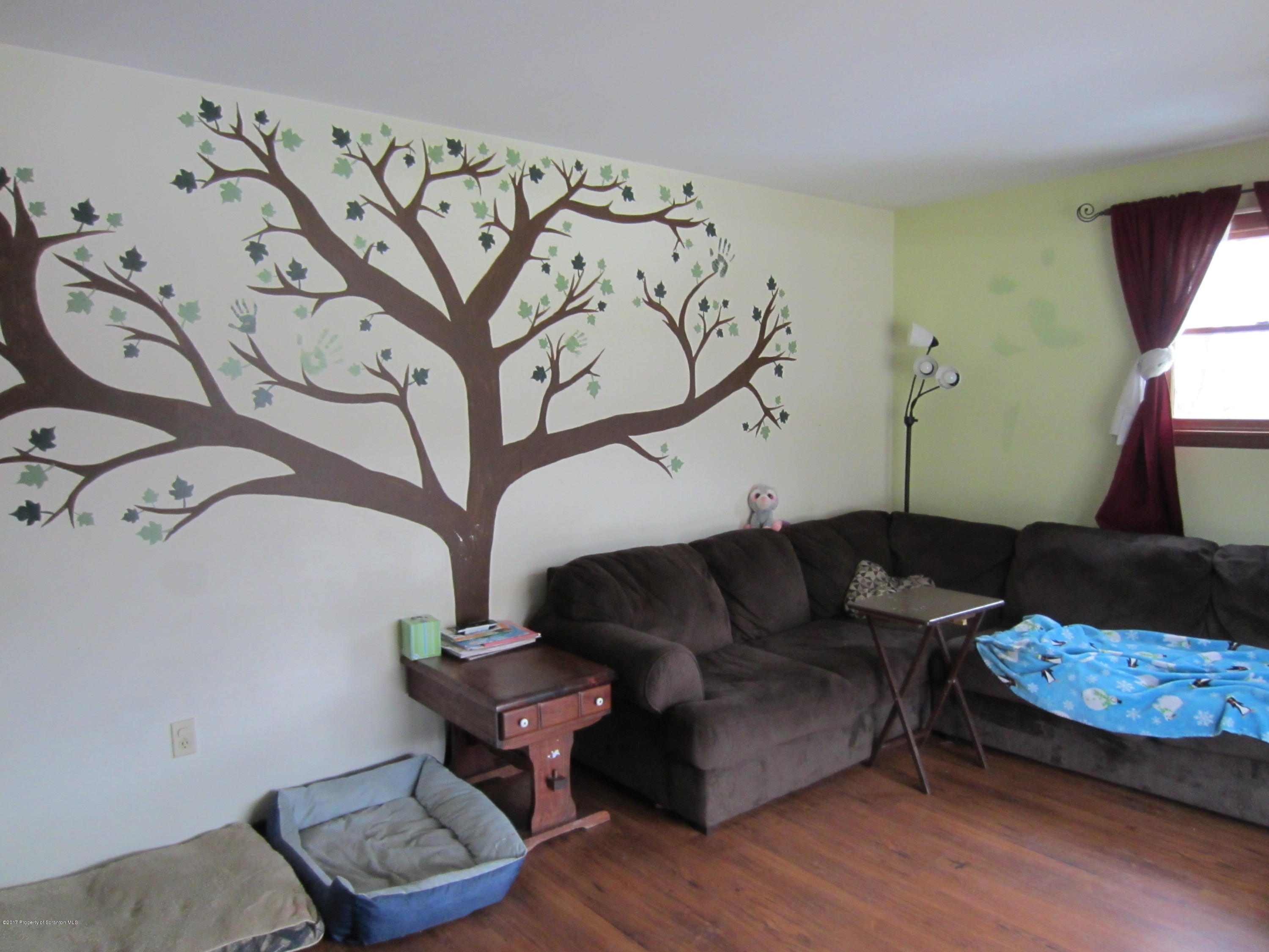 426 Marshbrook Road Dalton, PA 18414 - Photo 3 of 26 Gallery Image 3