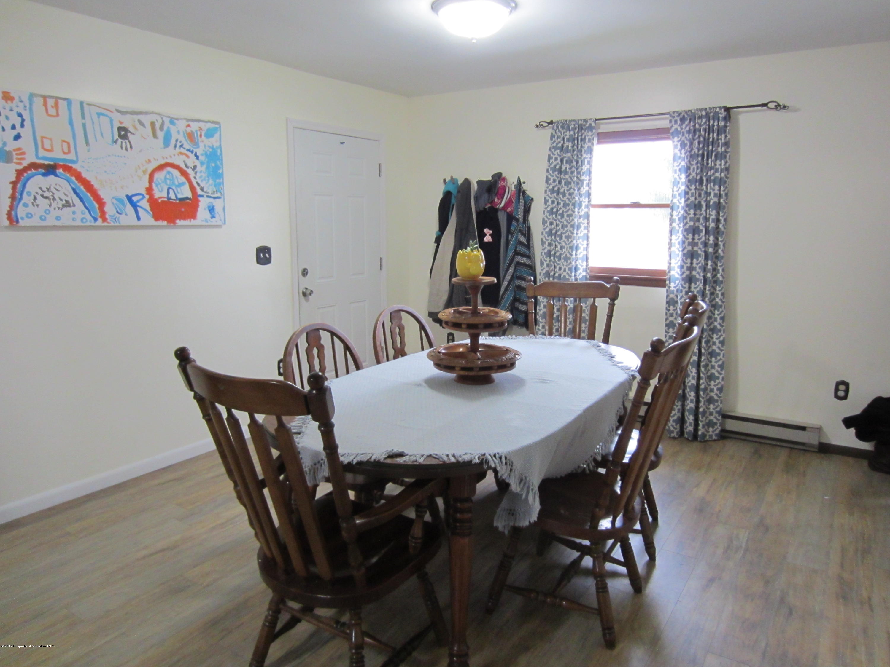 426 Marshbrook Road Dalton, PA 18414 - Photo 8 of 26 Gallery Image 8