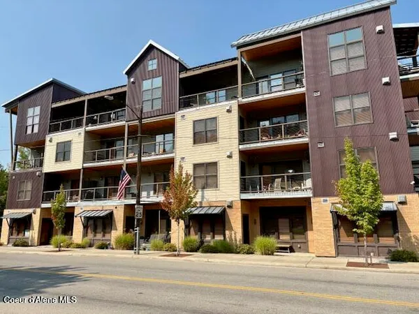 $349,900 | 834 Mc Kinley Avenue West, Unit 204, Kellogg, ID 83837