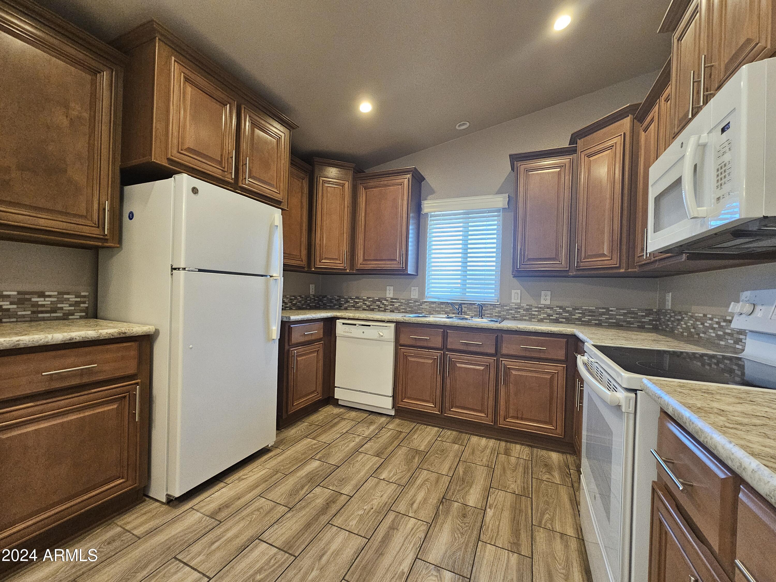 650 North Hawes Road, Unit 3404 Mesa, AZ 85207 - Photo 2 of 50 20240722_102851