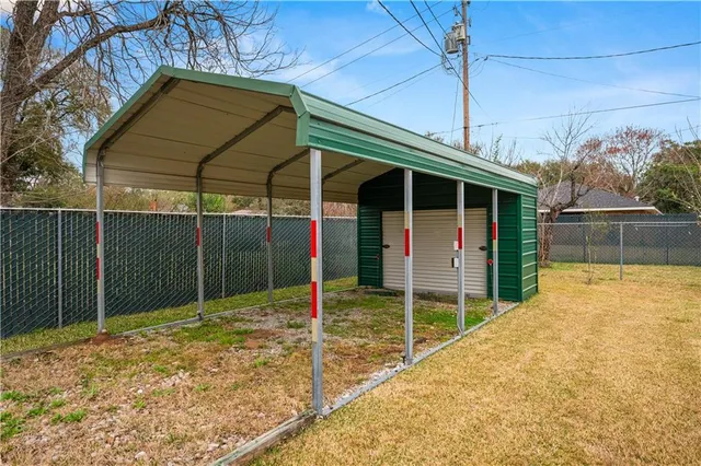 $228,000 | 1633 Fulton Drive, Alexandria, LA 71301