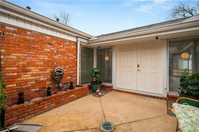 $228,000 | 1633 Fulton Drive, Alexandria, LA 71301