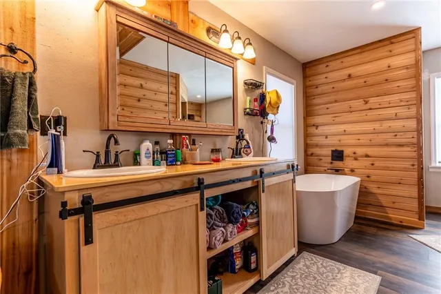 $310,000 | 19317 Ks Highway, Lacygne, KS 66040