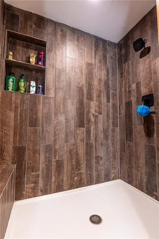 $310,000 | 19317 Ks Highway, Lacygne, KS 66040