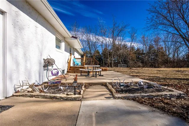 $310,000 | 19317 Ks Highway, Lacygne, KS 66040