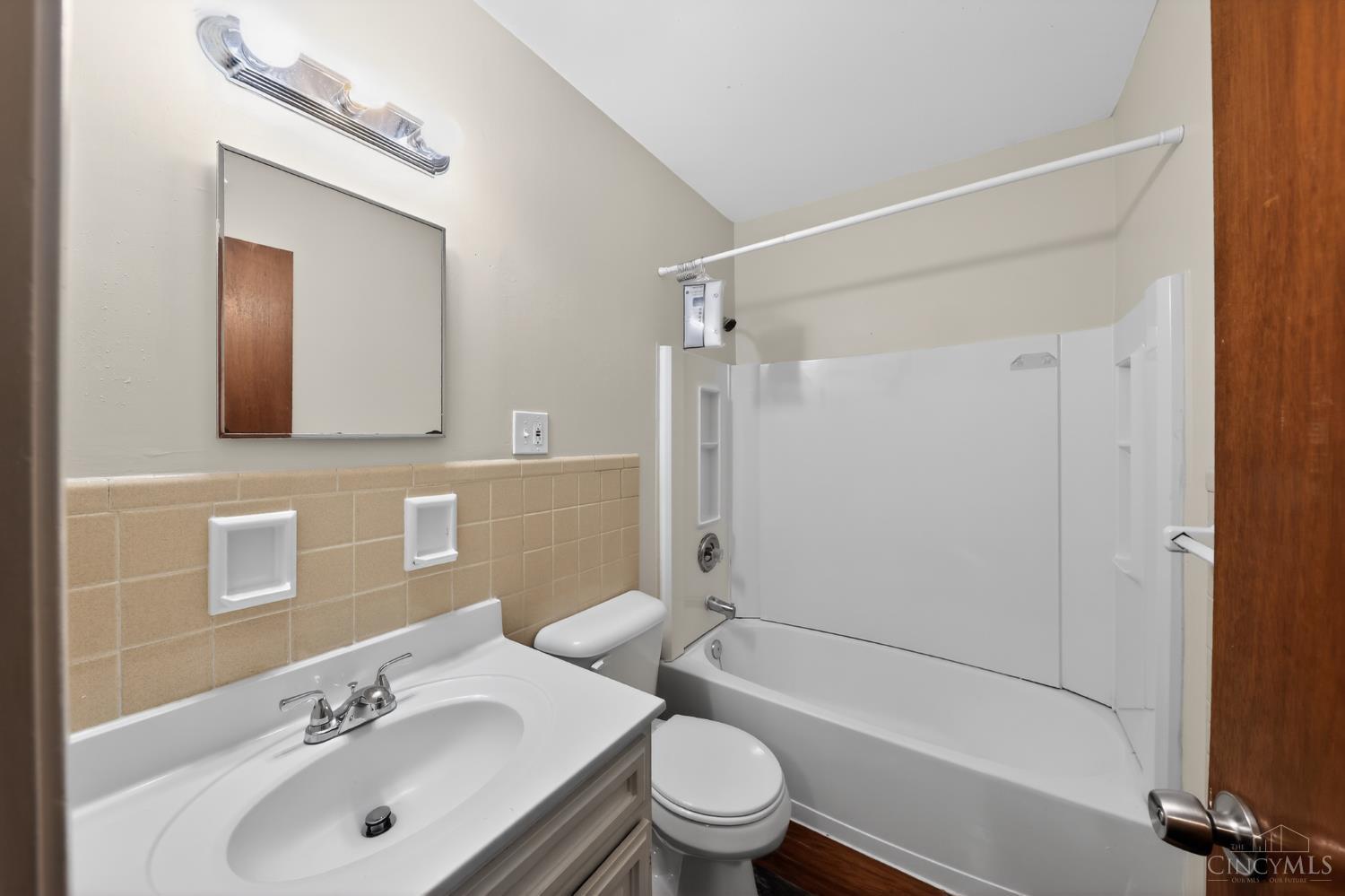 8405 Pippin Road Cincinnati, OH 45239 - Photo 22 of 30 Gallery Image 22