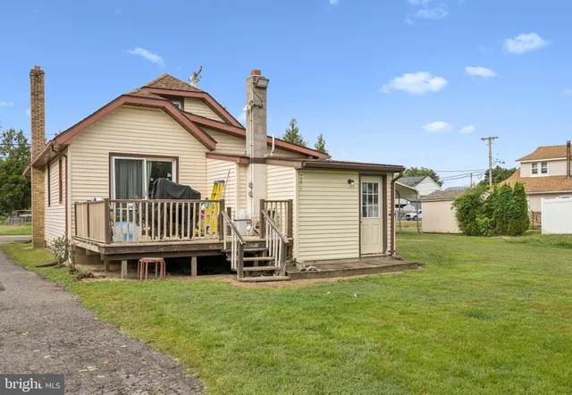 $215,000 | 44 Delaware Avenue, Salem, NJ 08079