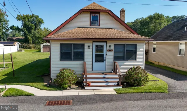 $215,000 | 44 Delaware Avenue, Salem, NJ 08079