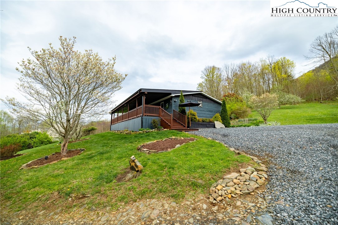 1771 Peak Road Creston, NC 28615 - Photo 6 of 49 Gallery Image 6