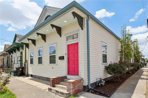 $3,000 | 1131 North Roman Street, New Orleans, LA 70116