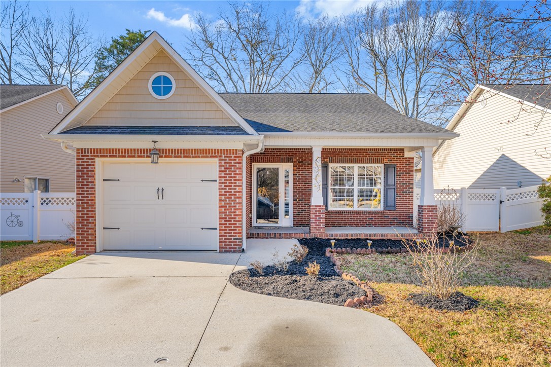 126 Abigail Lane Anderson, SC 29621 - Photo 1 of 30 Gallery Image 1