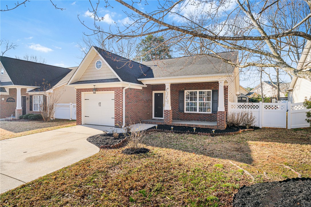 126 Abigail Lane Anderson, SC 29621 - Photo 2 of 30 Gallery Image 2