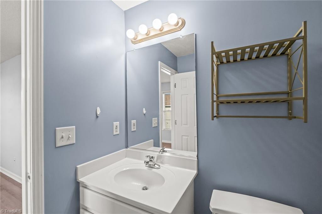 6109 Hedgecock Circle, Unit 3D High Point, NC 27265 - Photo 19 of 32