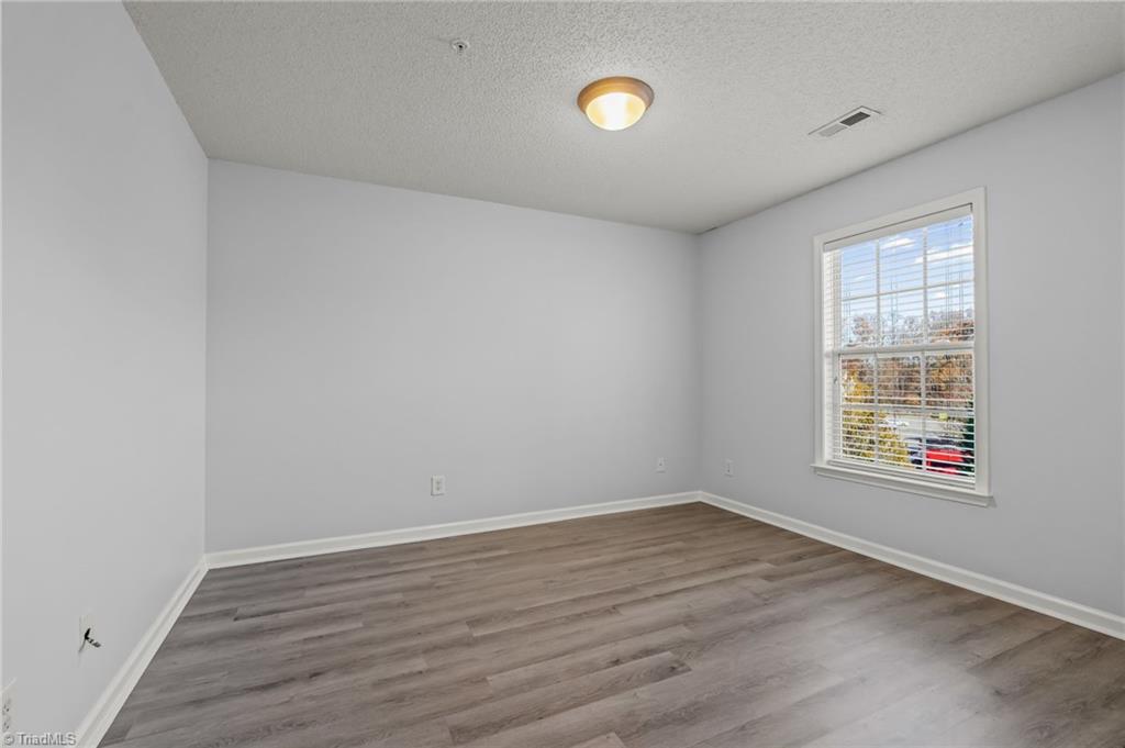 6109 Hedgecock Circle, Unit 3D High Point, NC 27265 - Photo 21 of 32