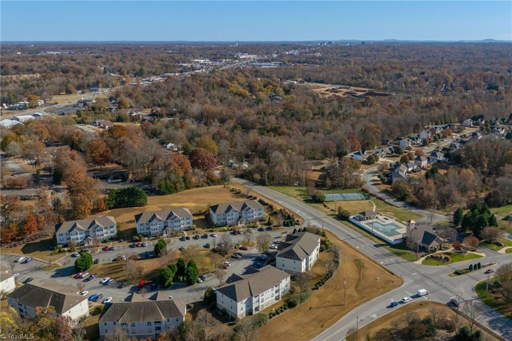 6109 Hedgecock Circle, Unit 3D High Point, NC 27265 - Photo 31 of 32