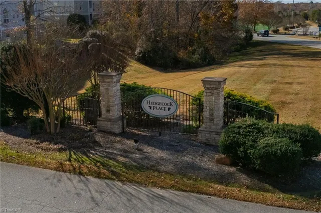 $169,000 | 6109 Hedgecock Circle, Unit 3D, High Point, NC 27265