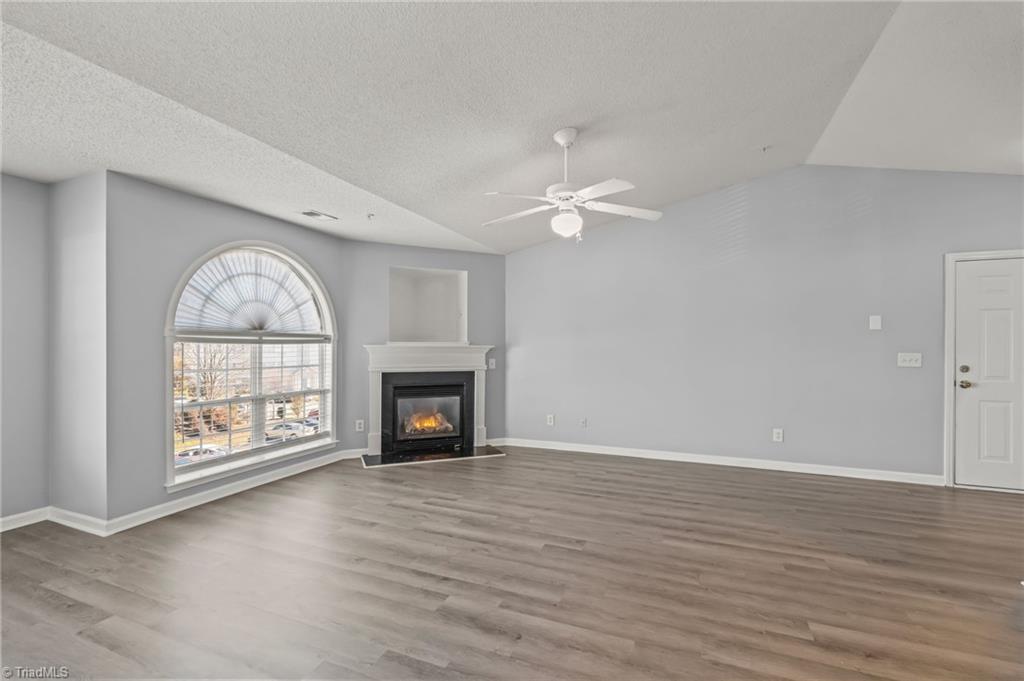 6109 Hedgecock Circle, Unit 3D High Point, NC 27265 - Photo 7 of 32