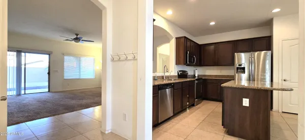 $2,300 | 2804 East Santa Fe Court, Gilbert, AZ 85297