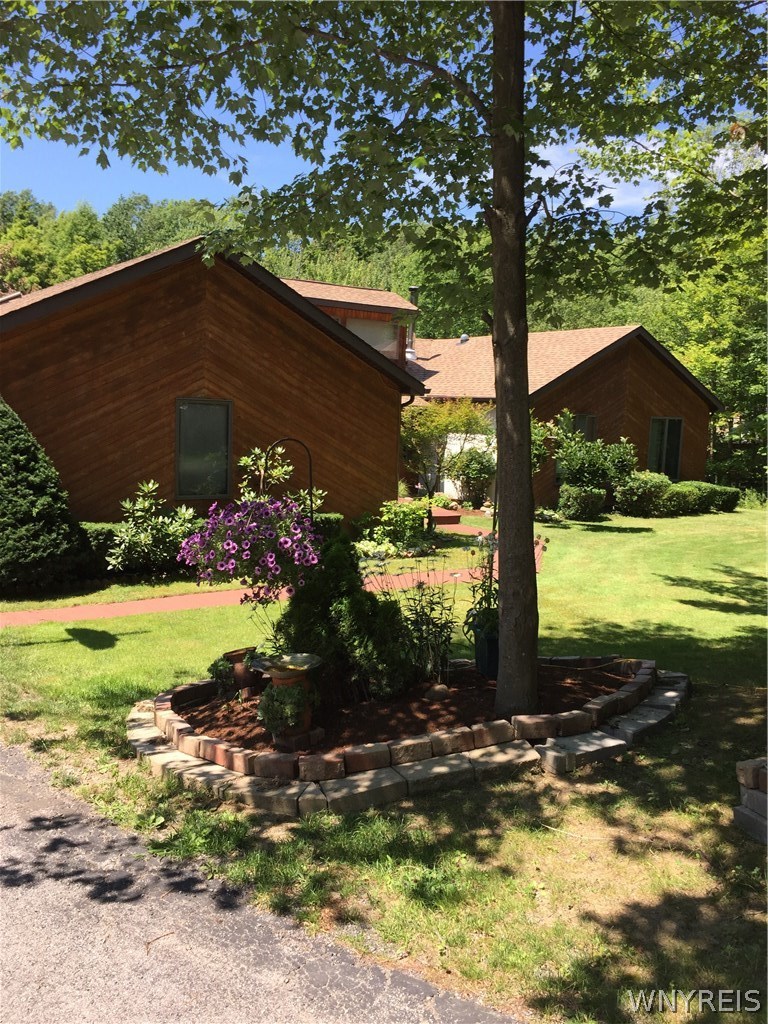 7686 Eddy Road Boston, NY 14033 - Photo 1 of 1 Gallery Image 1