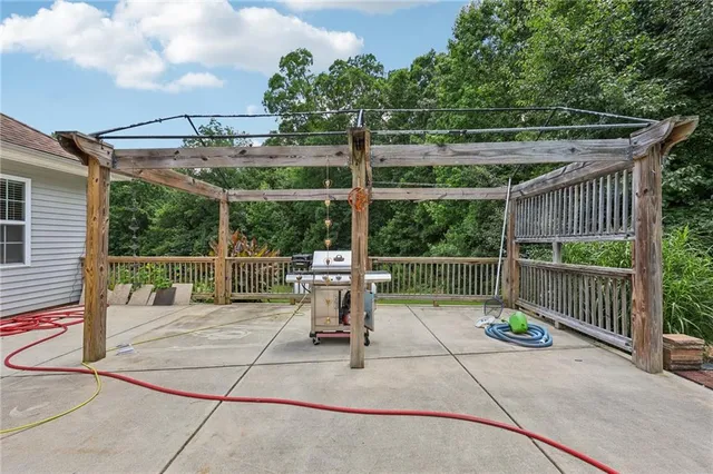 front view of house with a yard