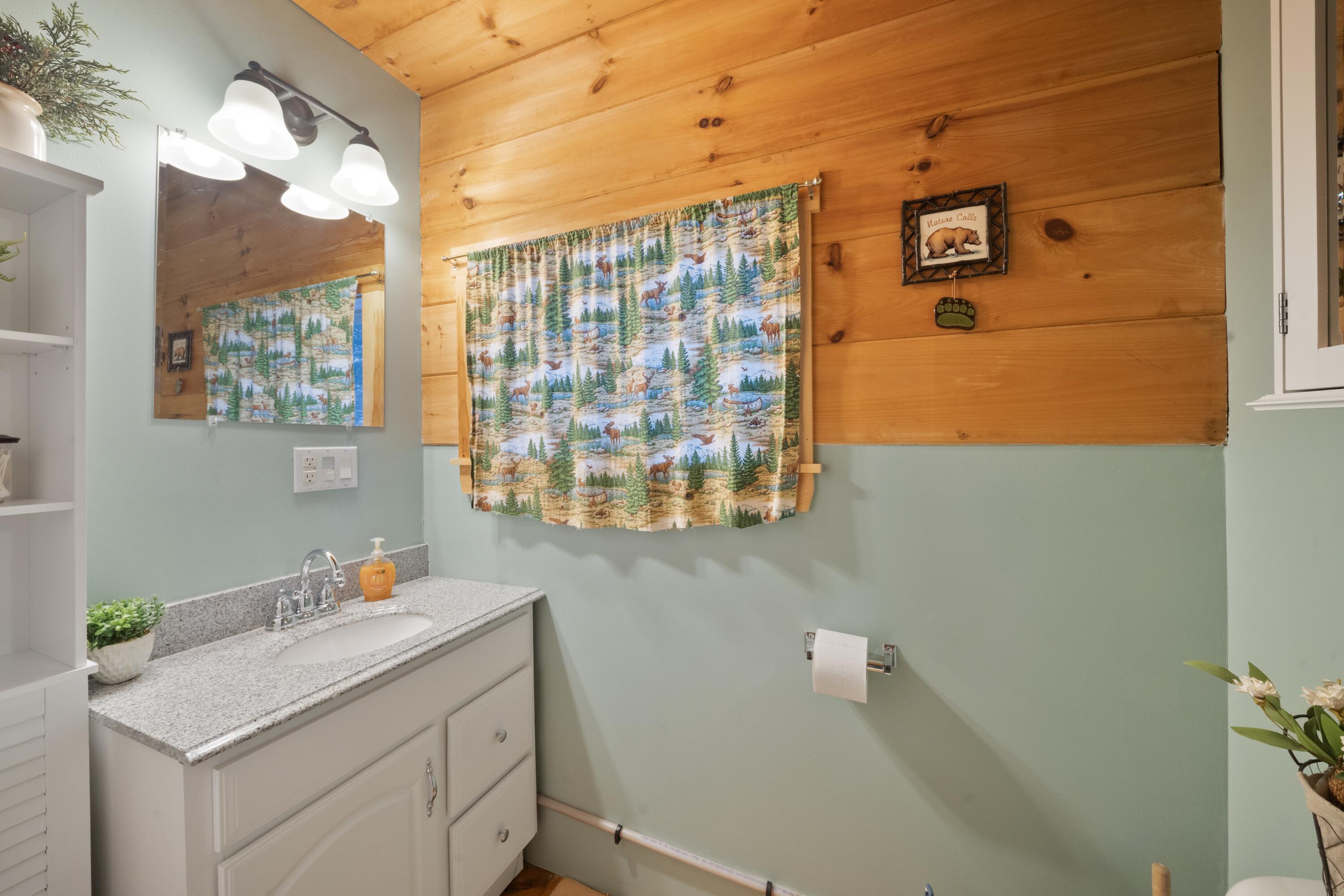 5 Pine Lane Dallas Plt, ME 04970 - Photo 12 of 23 Full Bathroom