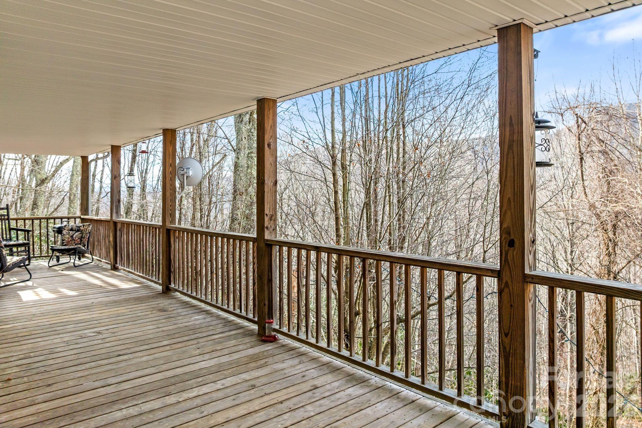 842 Grouse Road Clyde, NC 28721 - Photo 4 of 32