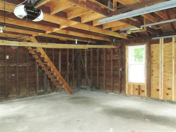 69 Dunstable Road Westford, MA 01886 - Photo 12 of 17 Gallery Image 12