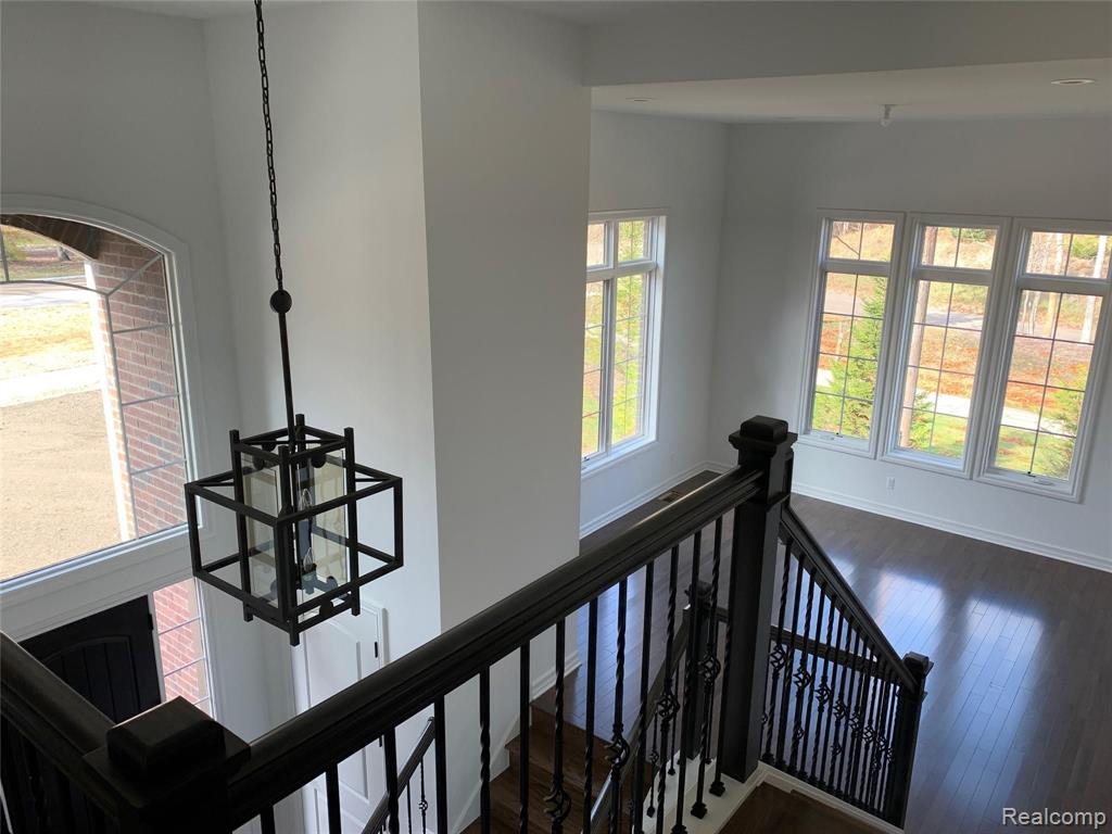 6103 Sheldon Road Rochester Hills, MI 48306 - Photo 8 of 20