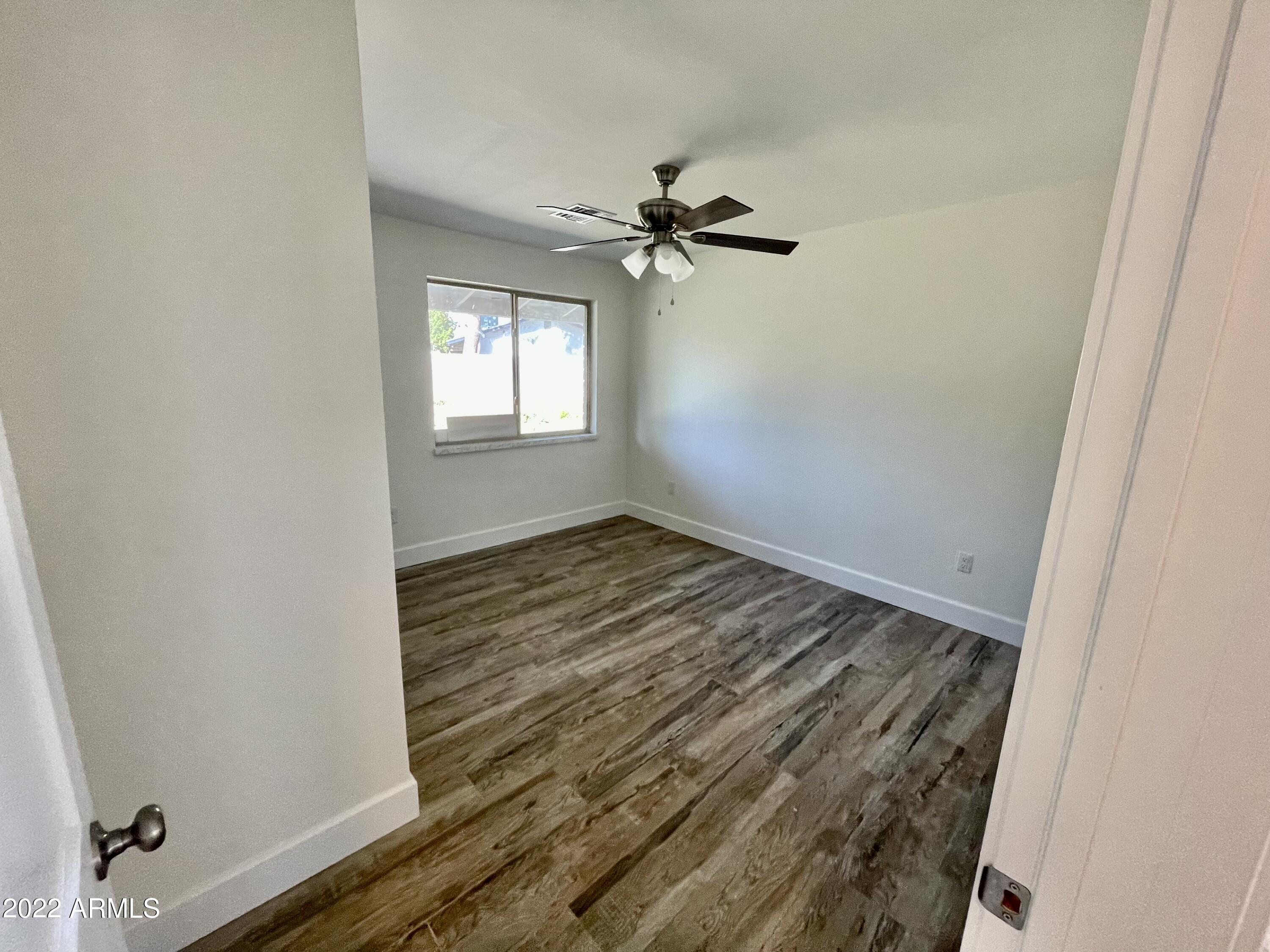 1102 West Bethany Home Road Phoenix, AZ 85013 - Photo 17 of 39 IMG_8380