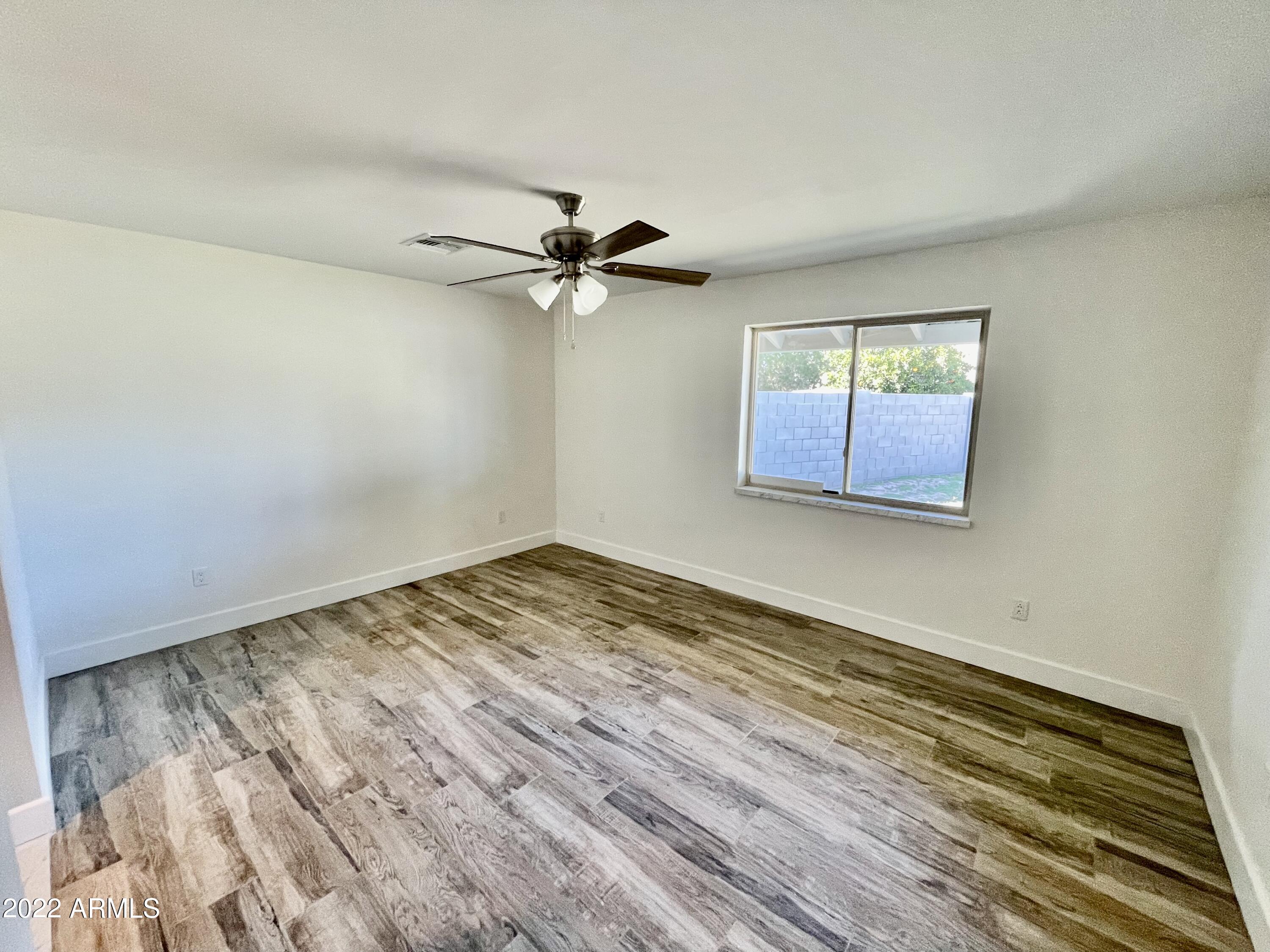 1102 West Bethany Home Road Phoenix, AZ 85013 - Photo 22 of 39 IMG_8386