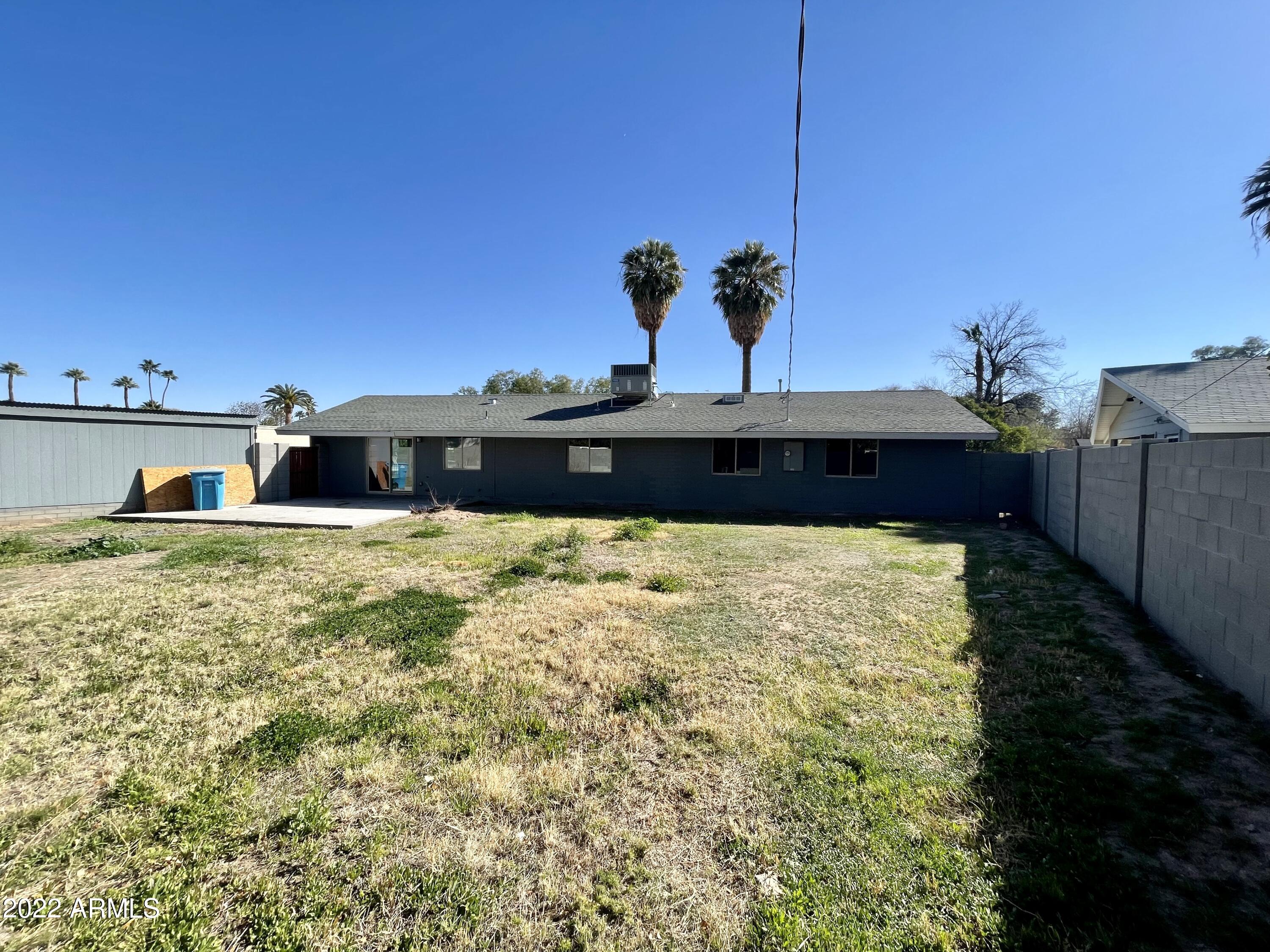 1102 West Bethany Home Road Phoenix, AZ 85013 - Photo 33 of 39 IMG_8400