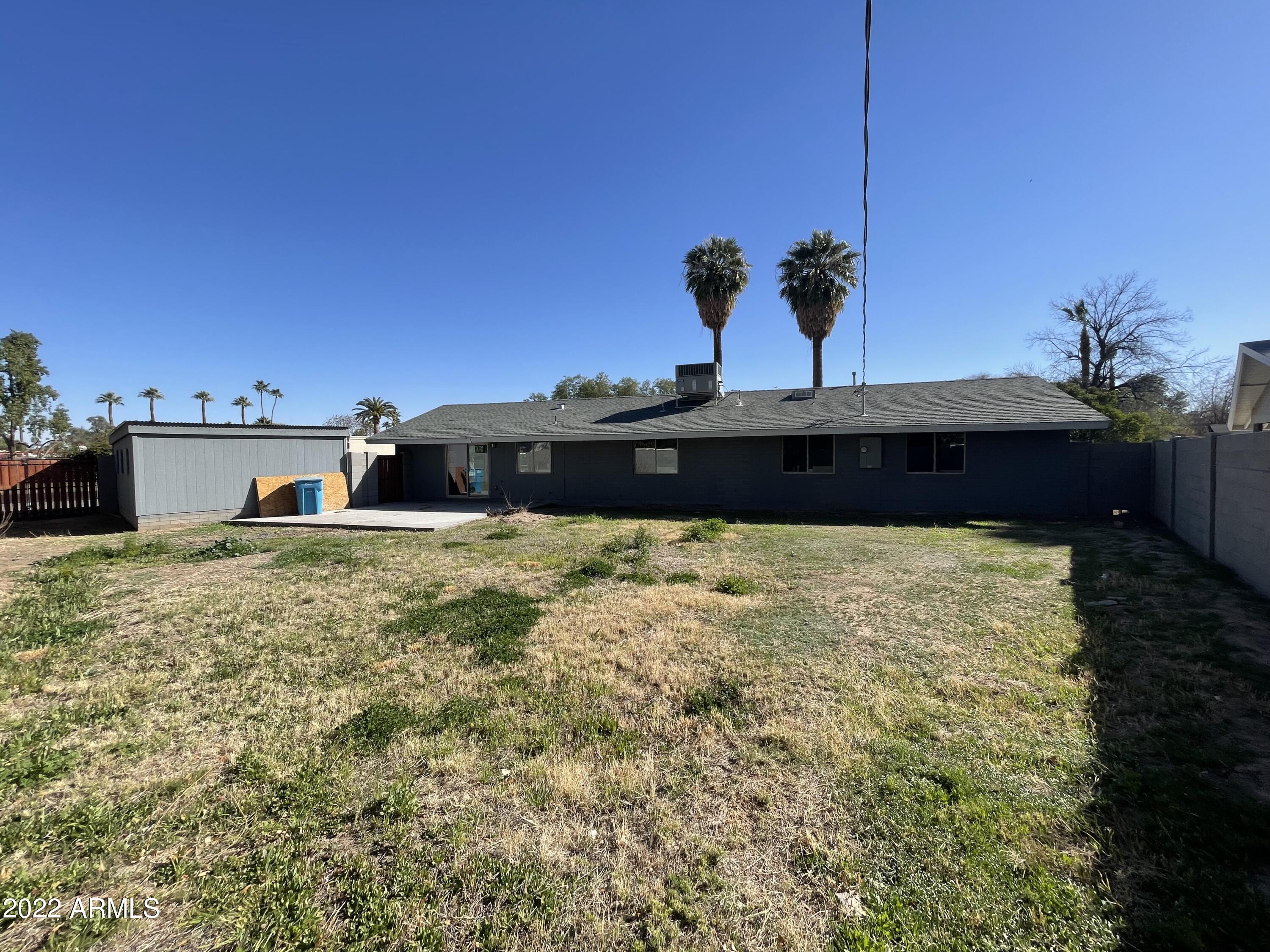 1102 West Bethany Home Road Phoenix, AZ 85013 - Photo 34 of 39 IMG_8401