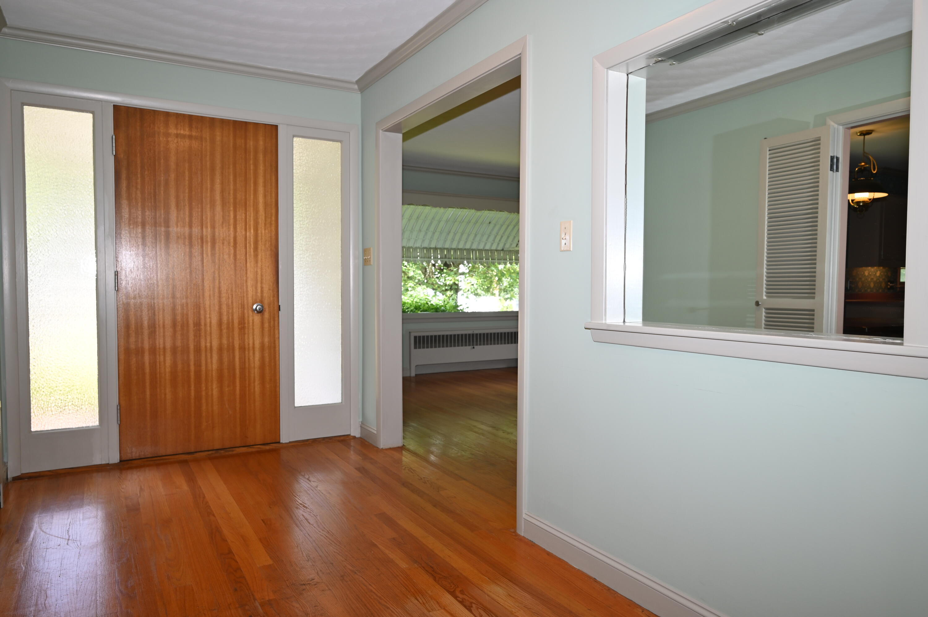 17 Hillview Road Gorham, ME 04038 - Photo 11 of 42 Front Entry