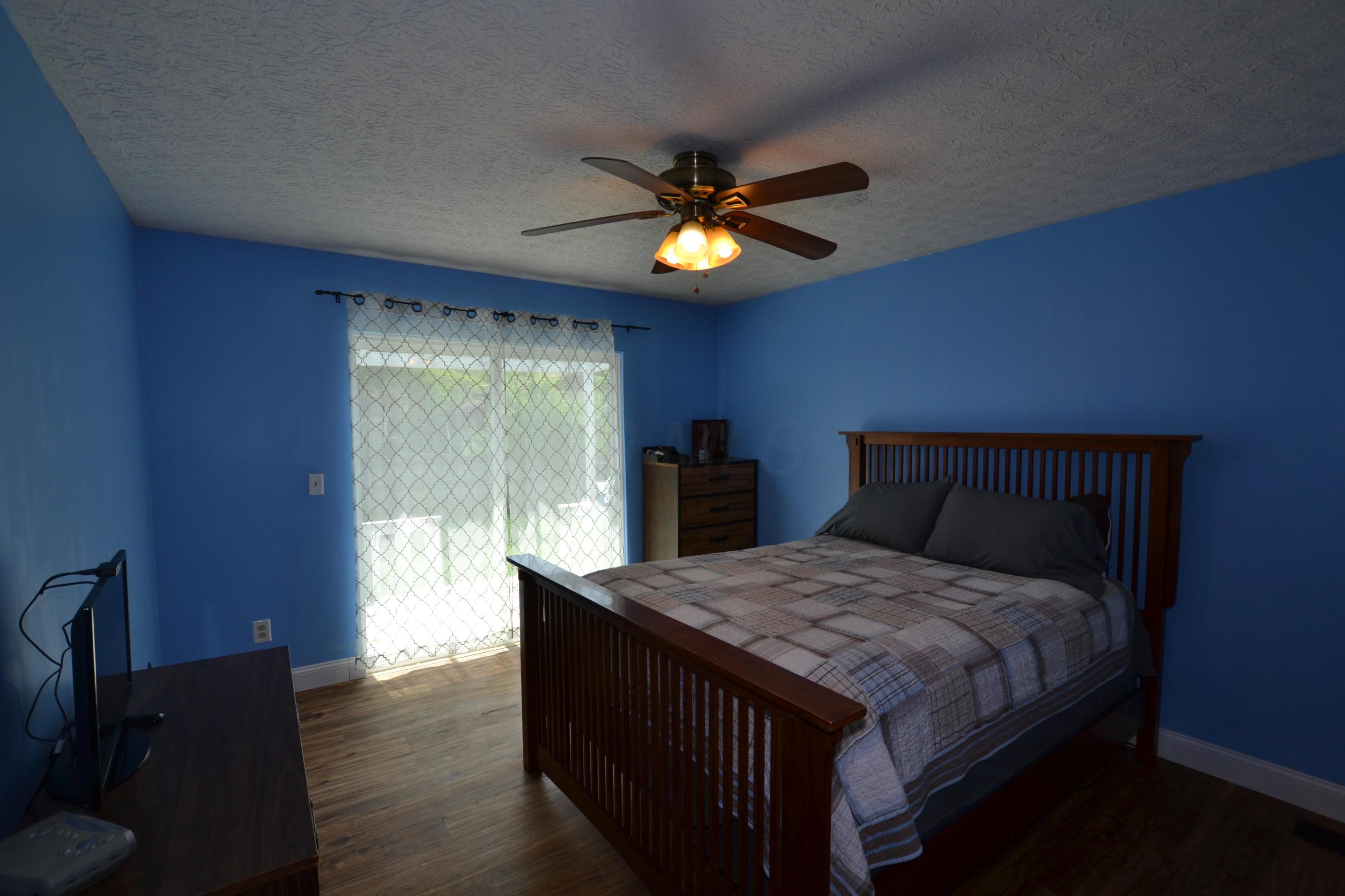295 Rimbey Avenue Columbus, OH 43230 - Photo 15 of 30