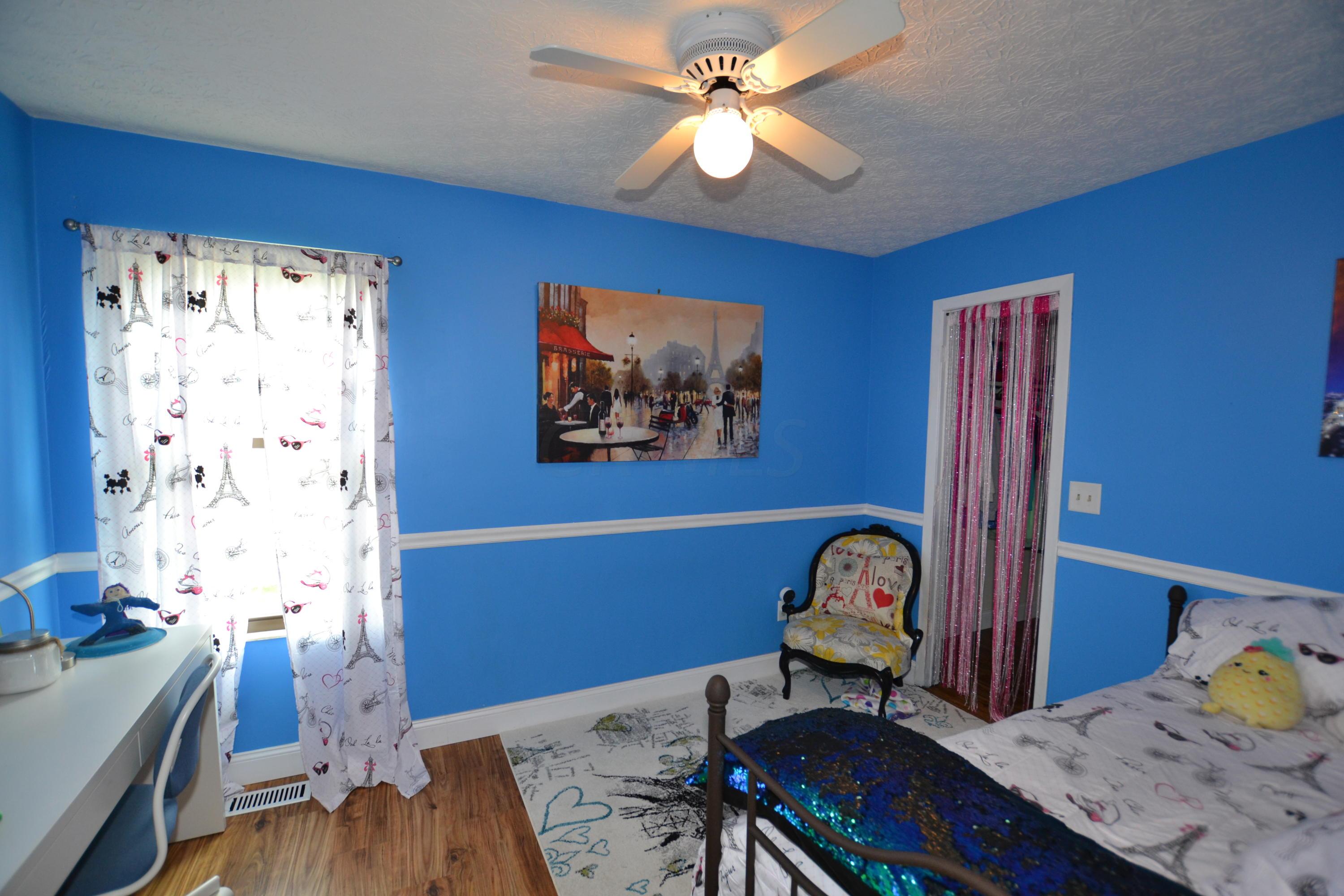295 Rimbey Avenue Columbus, OH 43230 - Photo 23 of 30