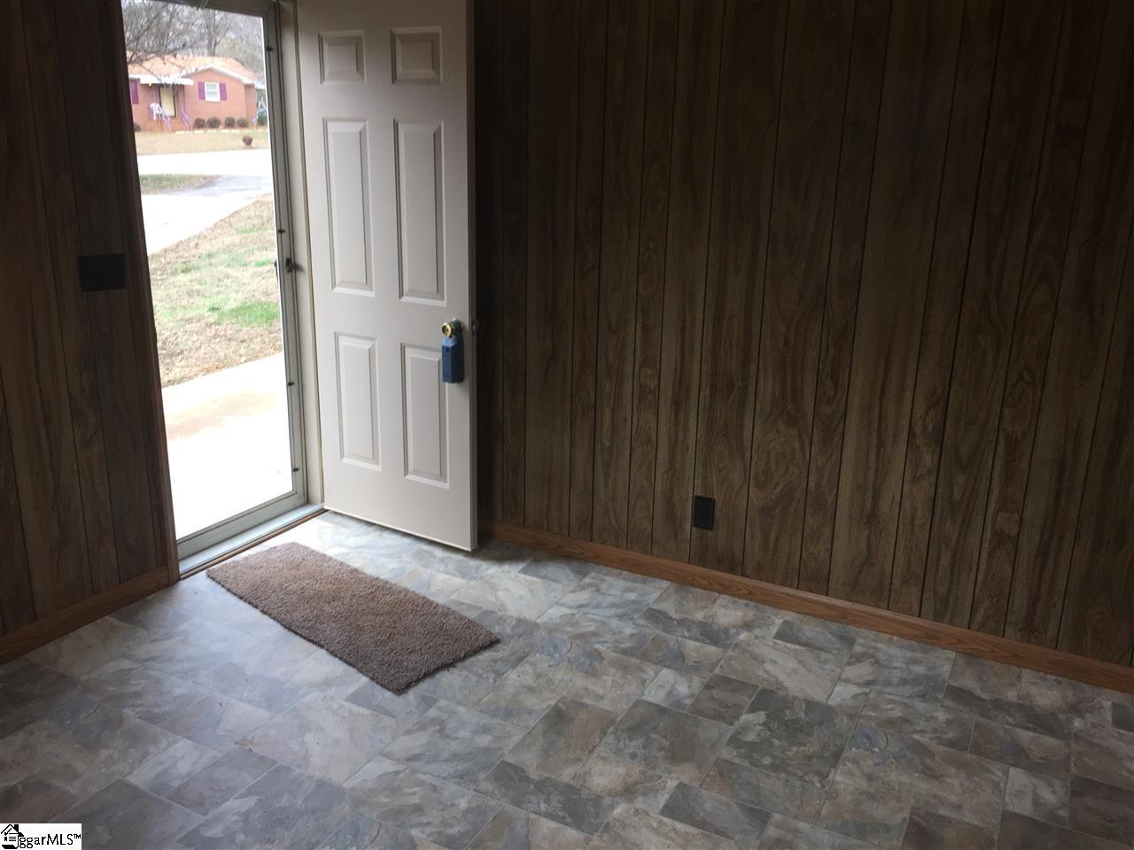 33 Randall Street Williamston, SC 29697 - Photo 11 of 12 Gallery Image 11