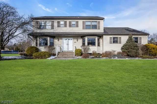 $875,000 | 40 Michelle Lane, Hillsborough, NJ 08844