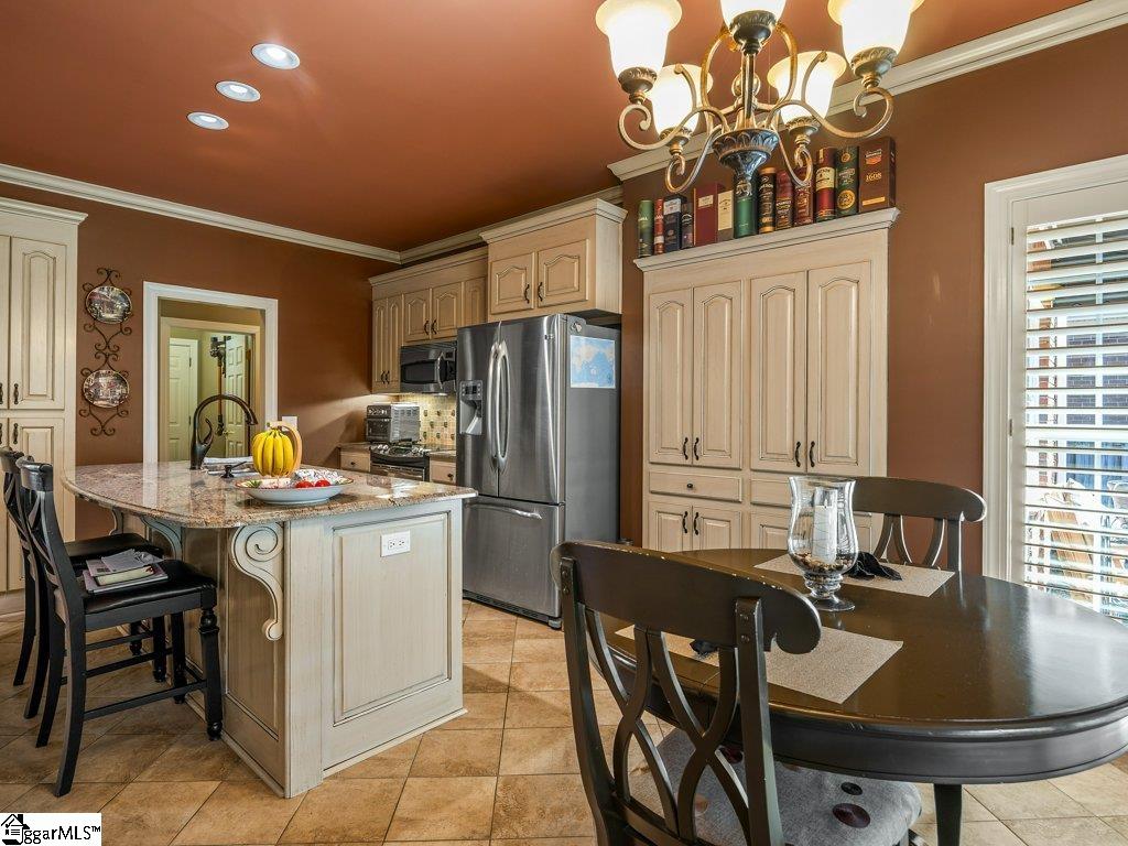 504 Spring Point Court Simpsonville, SC 29681 - Photo 16 of 46