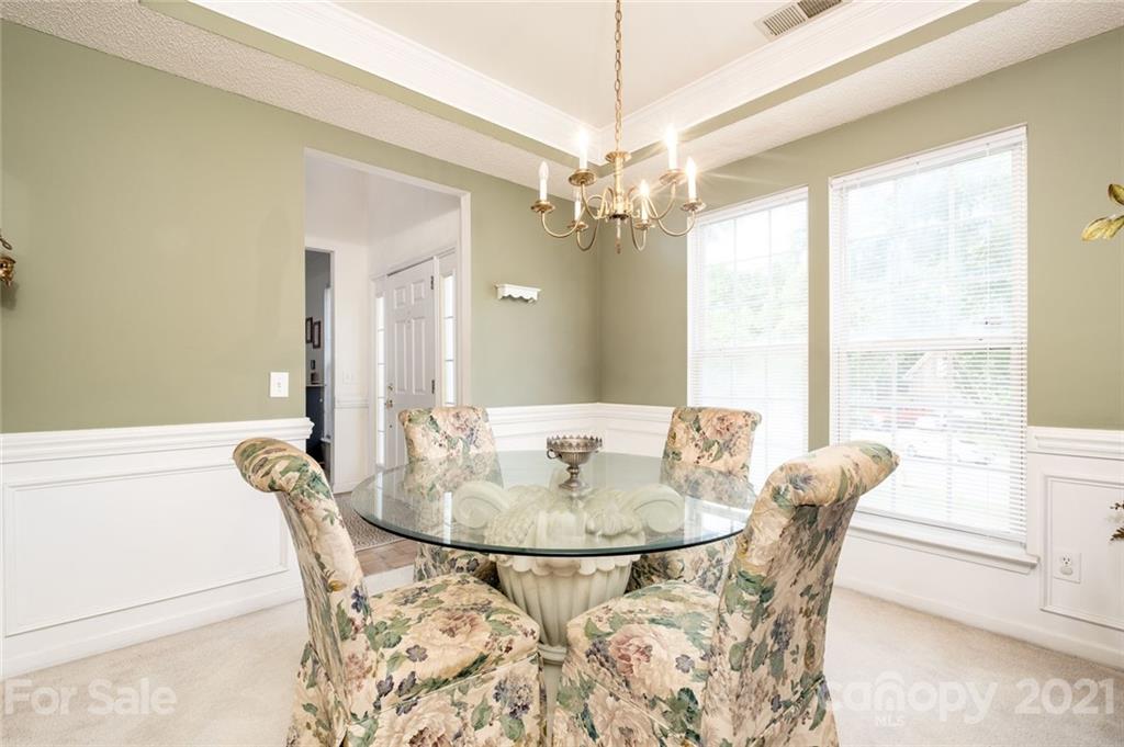 2331 Pimpernel Road Charlotte, NC 28213 - Photo 10 of 30 a dining room with furniture and window