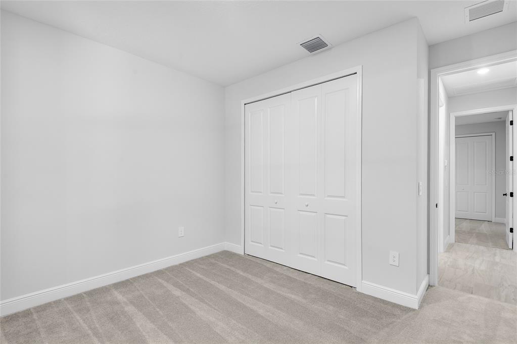 371 Miller Road Sanford, FL 32773 - Photo 31 of 50 an empty room with closet area