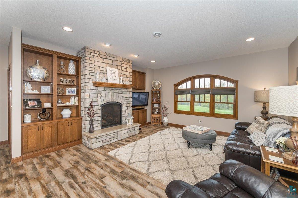 3475 Medin Road Duluth, MN 55804 - Photo 4 of 26
