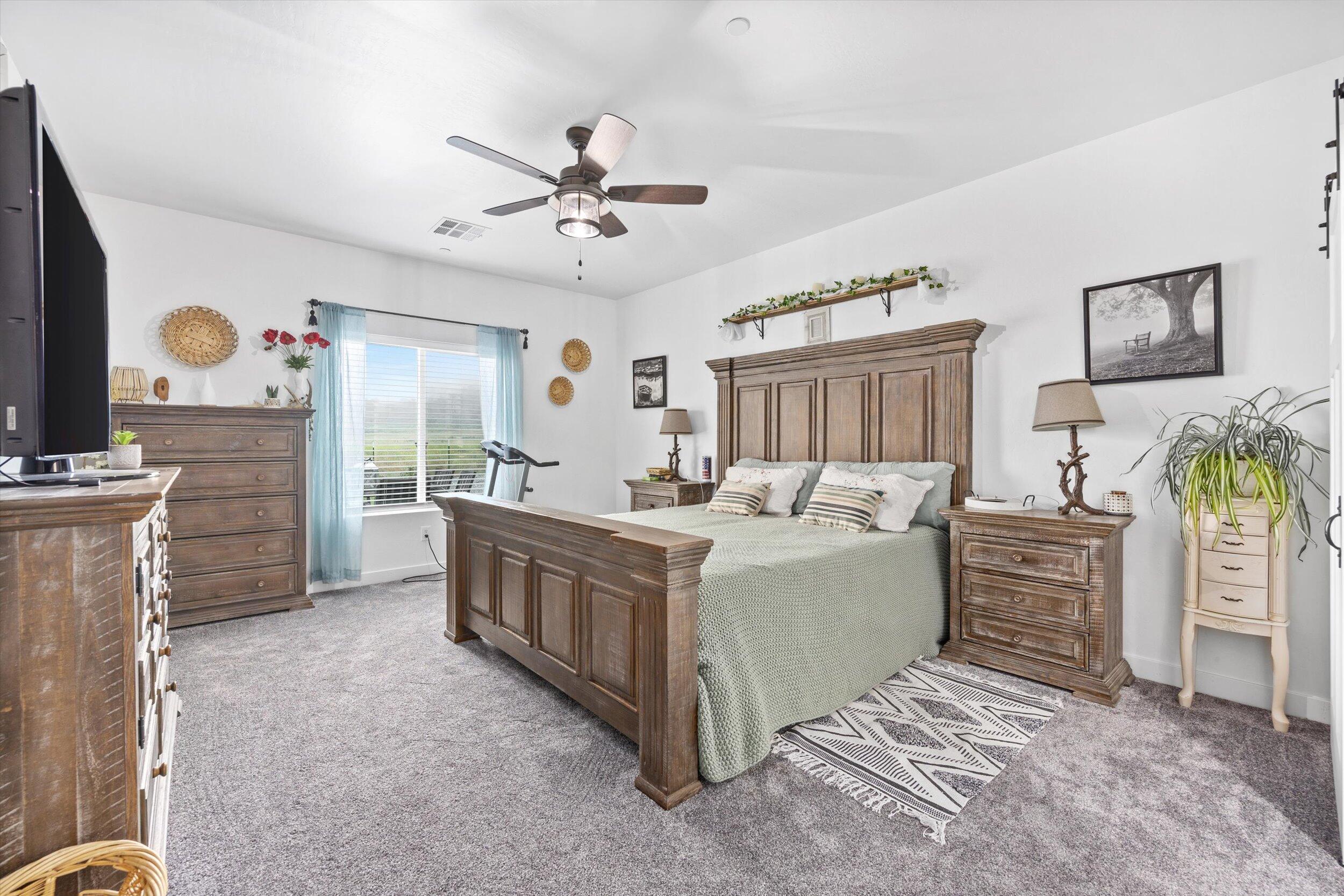 18702 Pellisier Road Tehachapi, CA 93561 - Photo 8 of 16 009