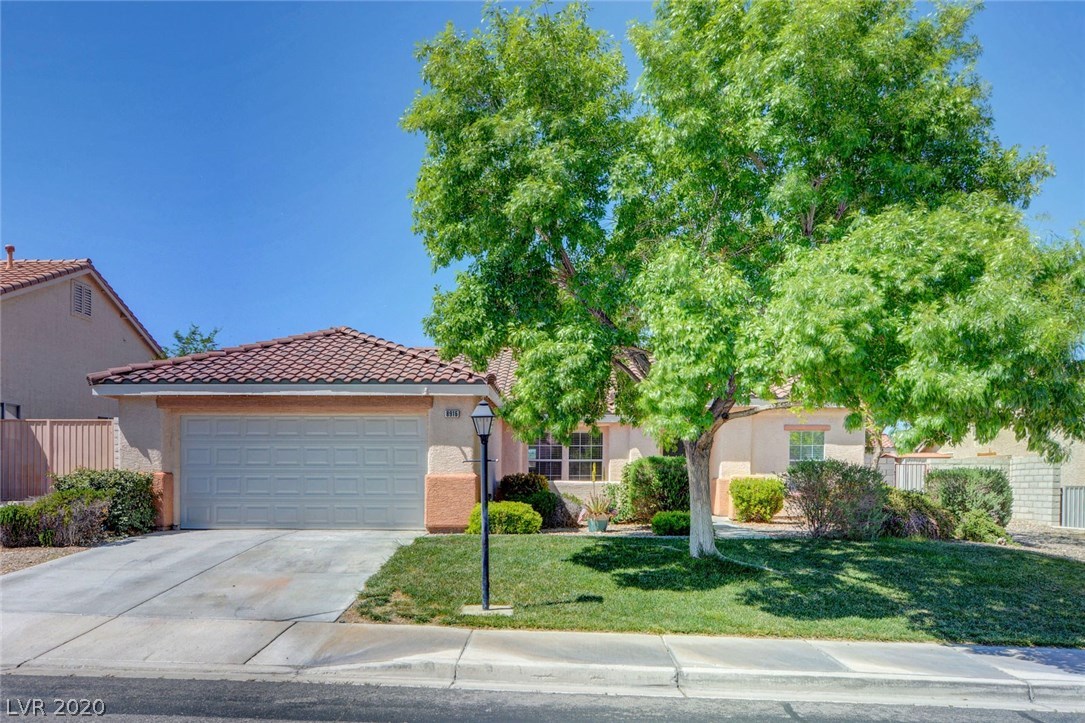 8916 Rusty Rifle Avenue Las Vegas, NV 89143 - Photo 1 of 34