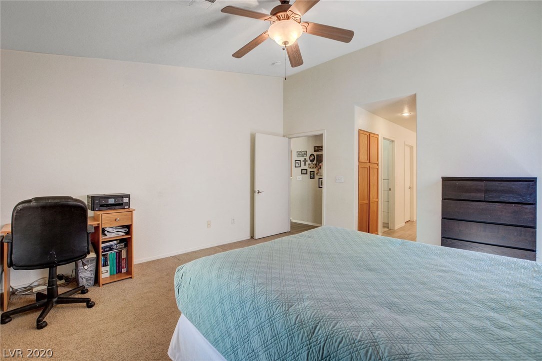 8916 Rusty Rifle Avenue Las Vegas, NV 89143 - Photo 17 of 34