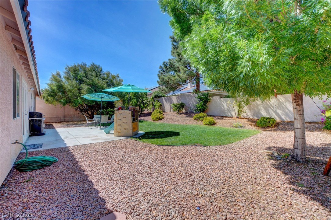 8916 Rusty Rifle Avenue Las Vegas, NV 89143 - Photo 29 of 34