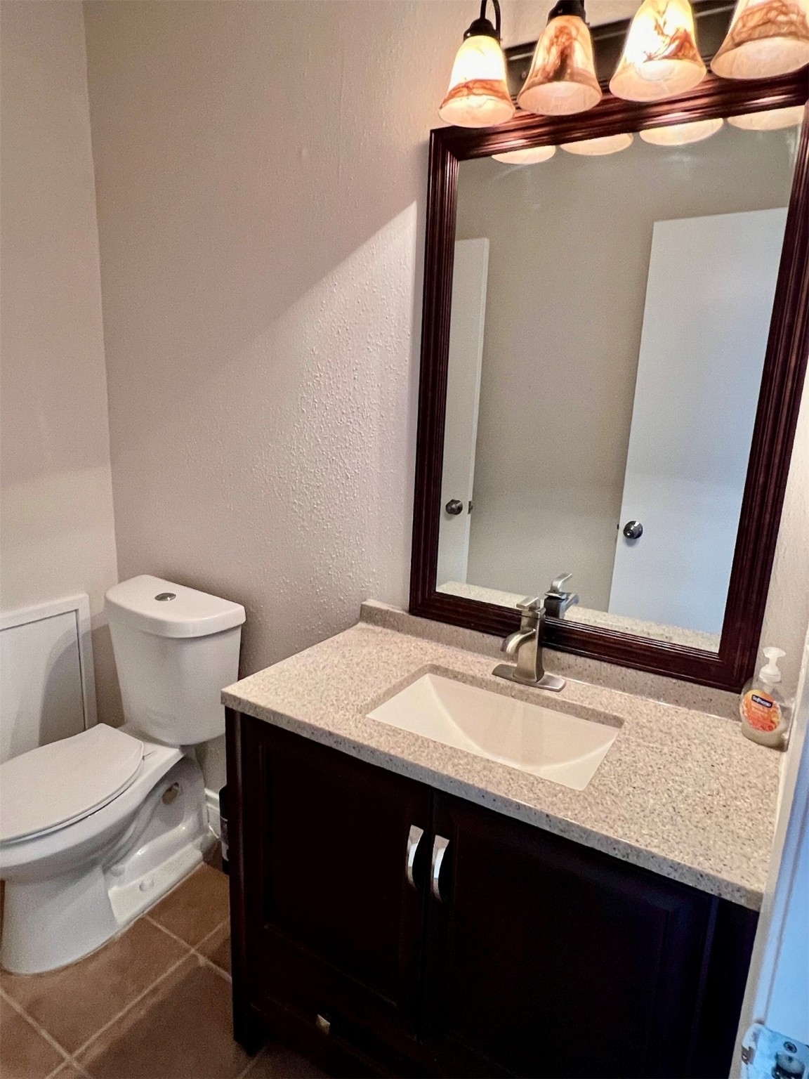 12110 Murr Way Houston, TX 77048 - Photo 11 of 24 a bathroom with a sink and a toilet