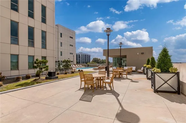 $1,900 | 1100 Howell Mill Road Northwest, Unit 405, Atlanta, GA 30318