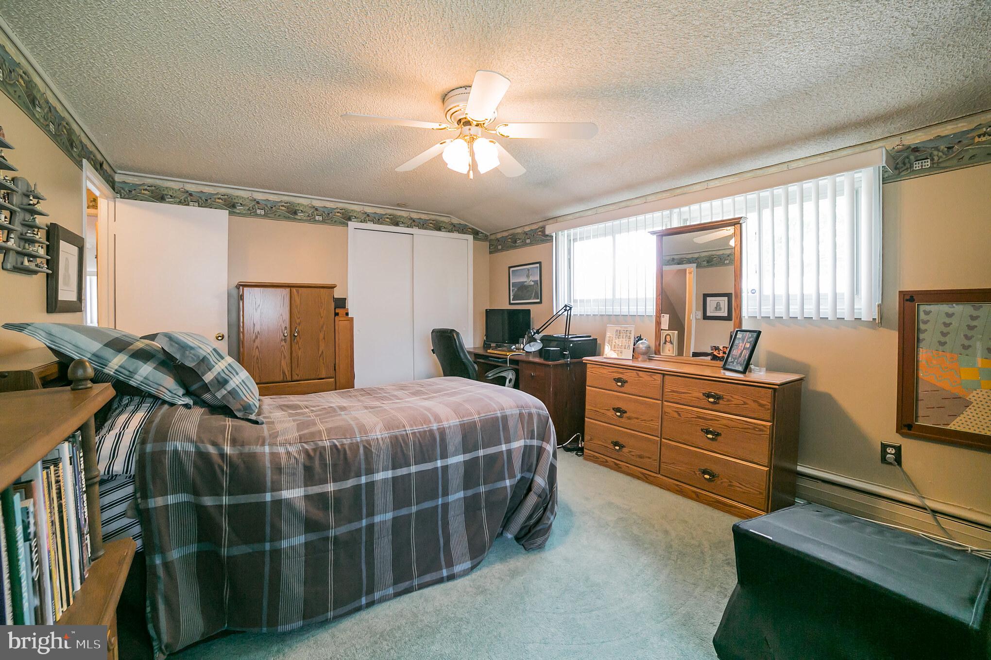 9 Hunt Road Levittown, PA 19056 - Photo 13 of 31 Gallery Image 13